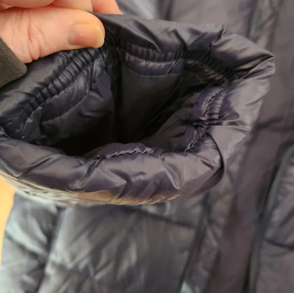 GAP Lightweight Puffer Jacket - Picture 7 of 13